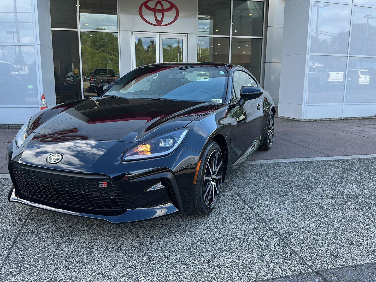 New 2026 Toyota GR86 RWD image 2