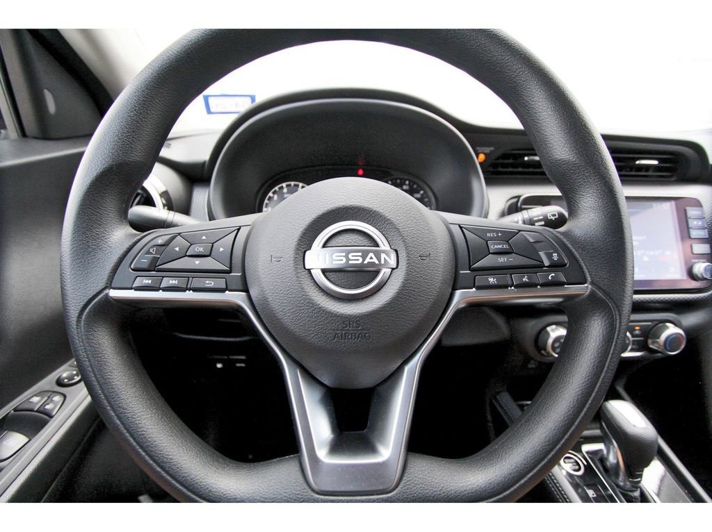 Used 2024 Nissan Kicks SV FWD image 14
