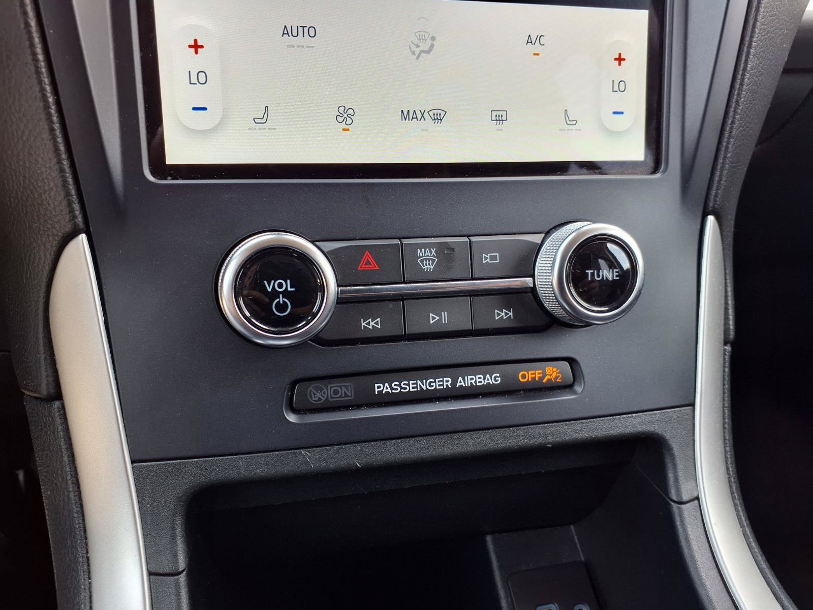 Used 2023 Ford Edge SEL AWD/4WD image 24