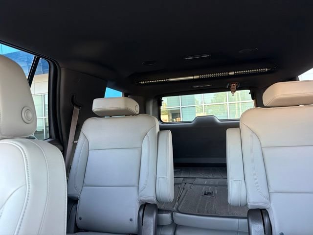Used 2022 Chevrolet Tahoe LT w/ Luxury Package RWD image 16