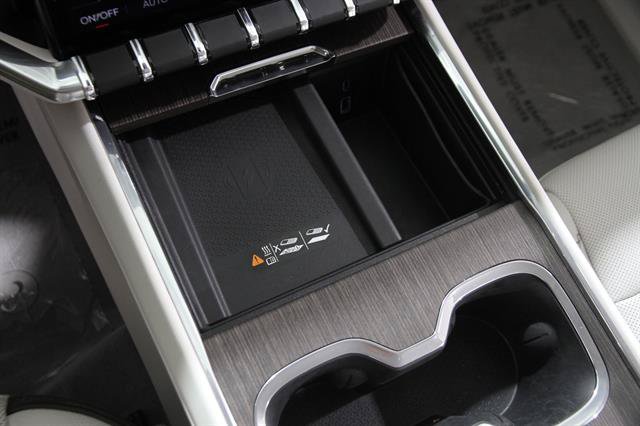Used 2025 GMC Acadia Denali w/ LPO, Floor Liner Package FWD image 16