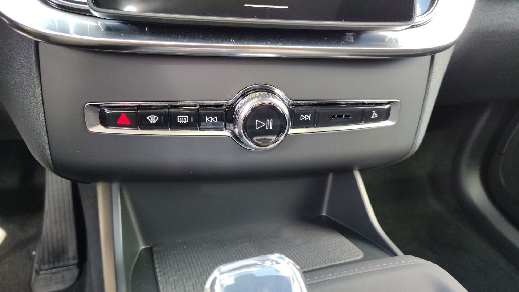 New 2026 Volvo XC90 B6 Plus AWD/4WD image 22
