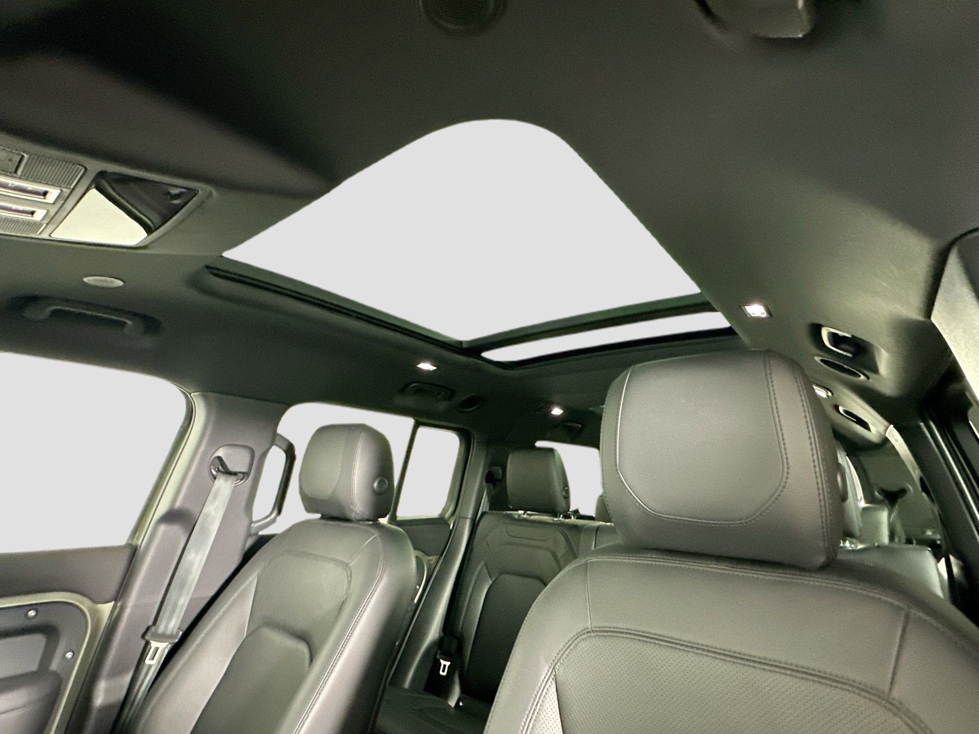 Certified 2024 Land Rover Defender 130 S image 25