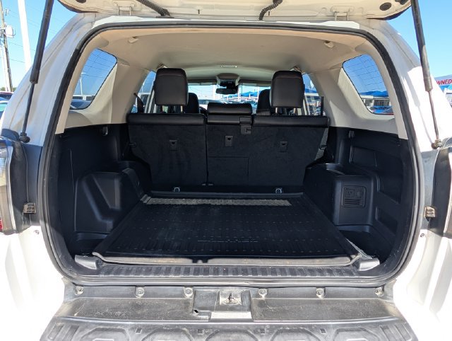 Used 2020 Toyota 4Runner Venture AWD/4WD image 46