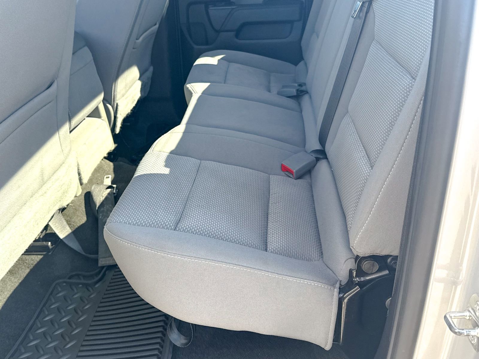 Used 2018 Chevrolet Silverado 1500 Custom w/ Custom Value Package image 20
