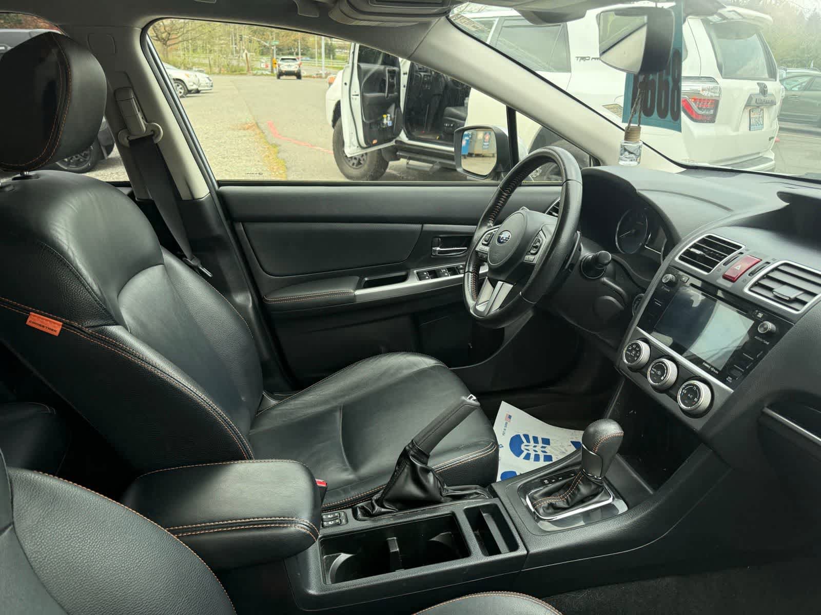 Used 2017 Subaru Crosstrek 2.0i Limited AWD/4WD image 6