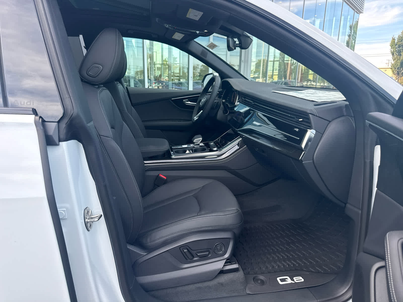 New 2026 Audi Q8 Premium Plus image 32