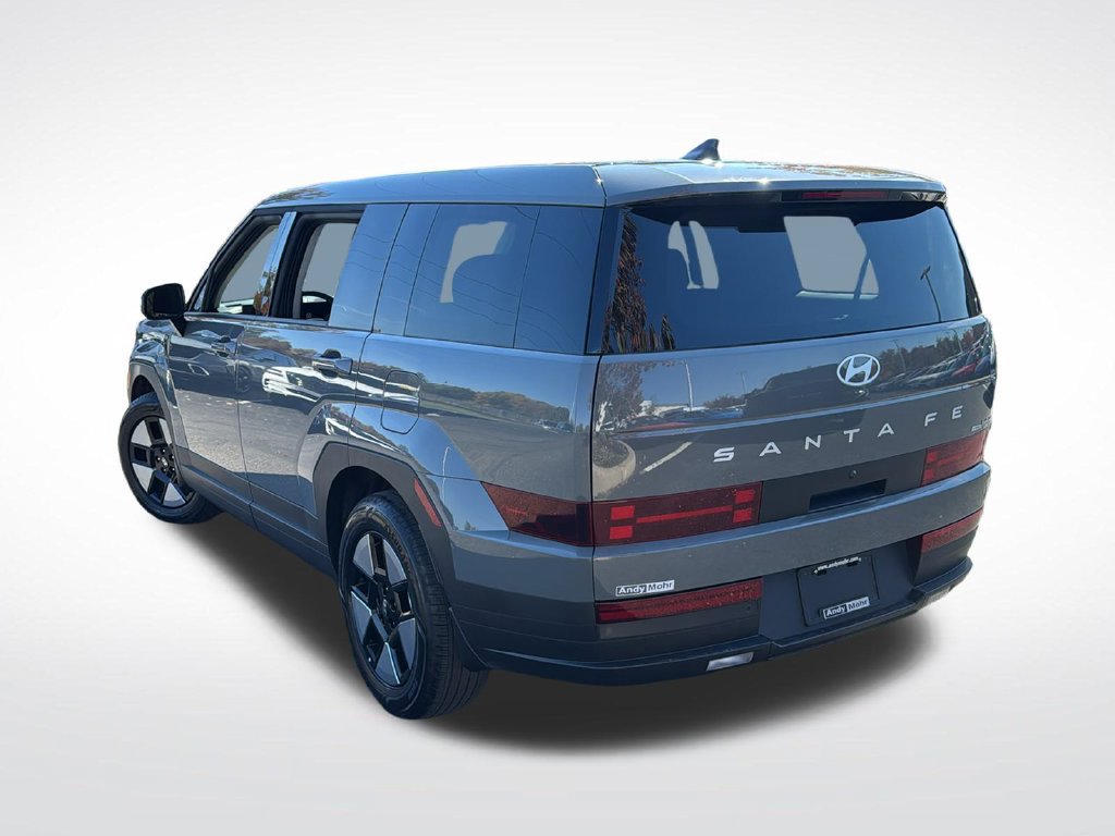 Used 2026 Hyundai Santa Fe SE AWD/4WD image 5