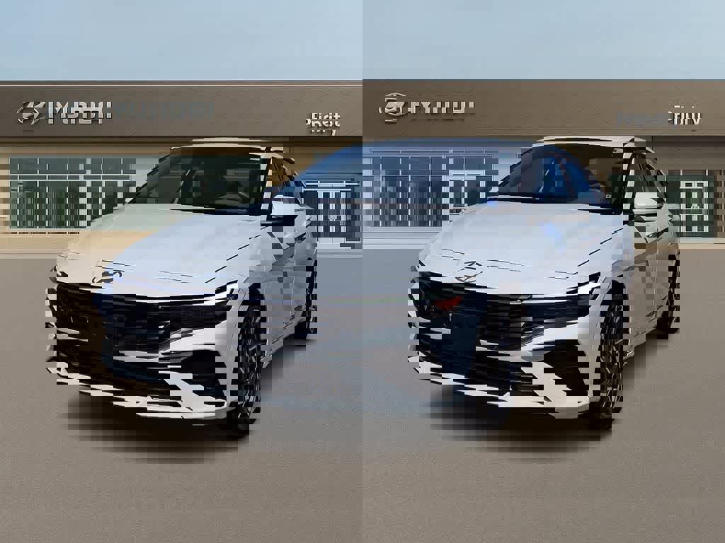 Used 2025 Hyundai Elantra SEL FWD image 1