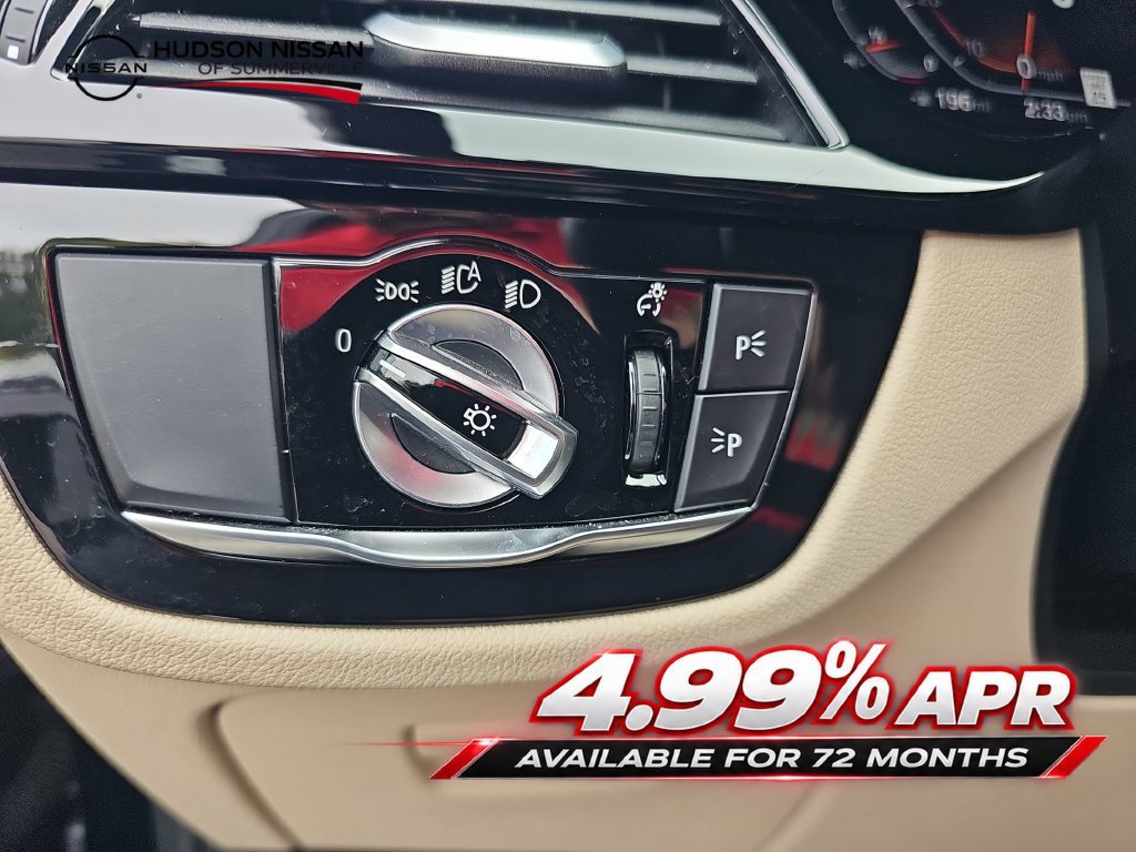 Used 2023 BMW 540i w/ Premium Package RWD image 36