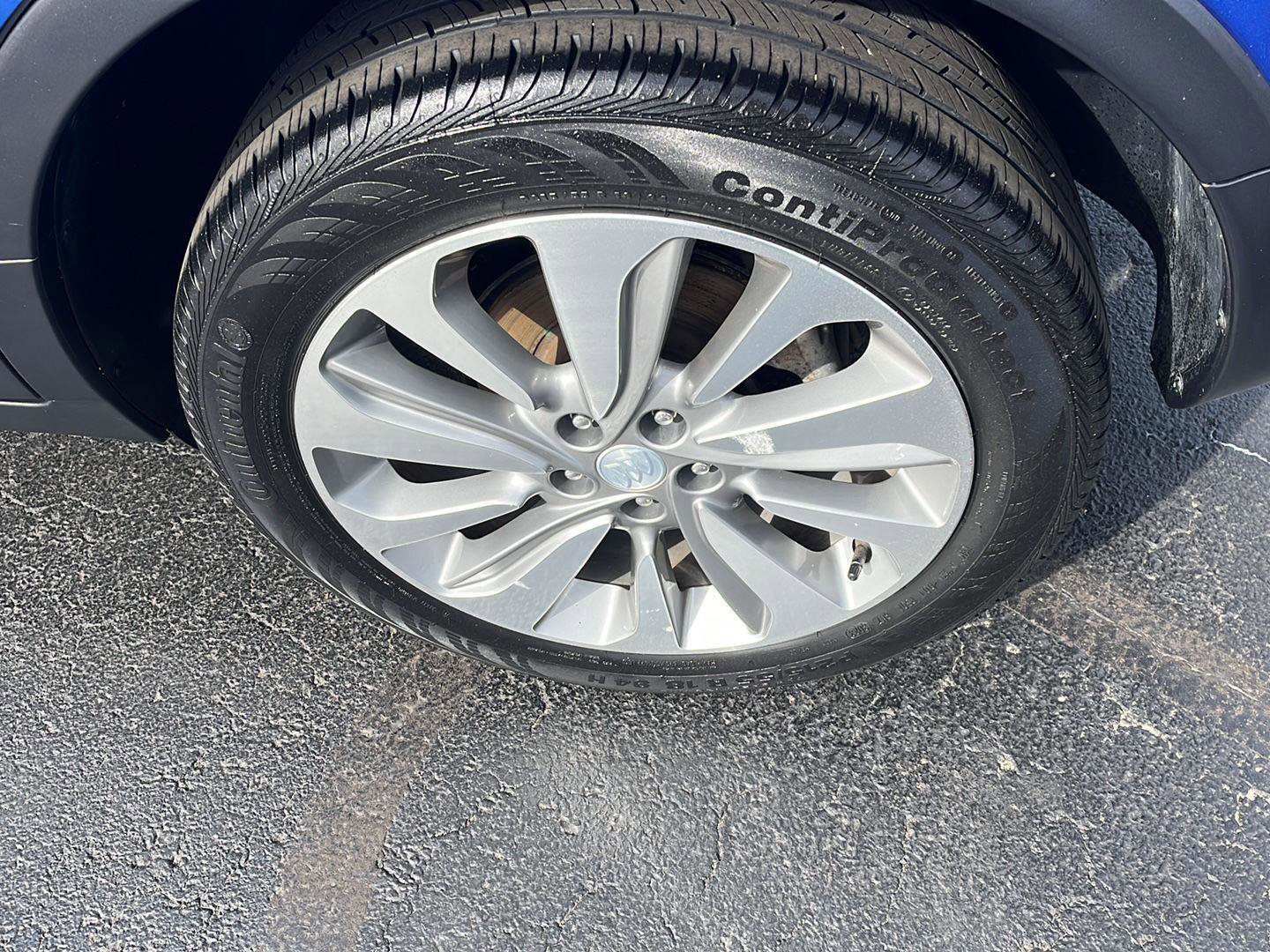 Used 2018 Buick Encore Preferred image 32