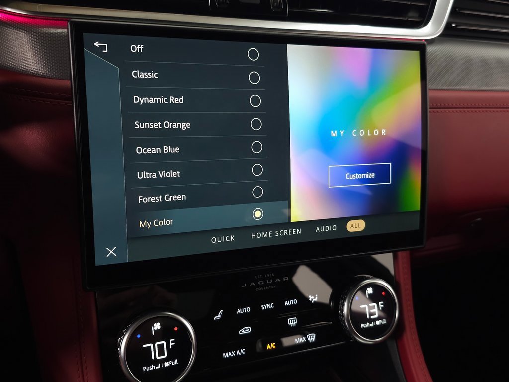 Used 2022 Jaguar F-PACE SVR image 30