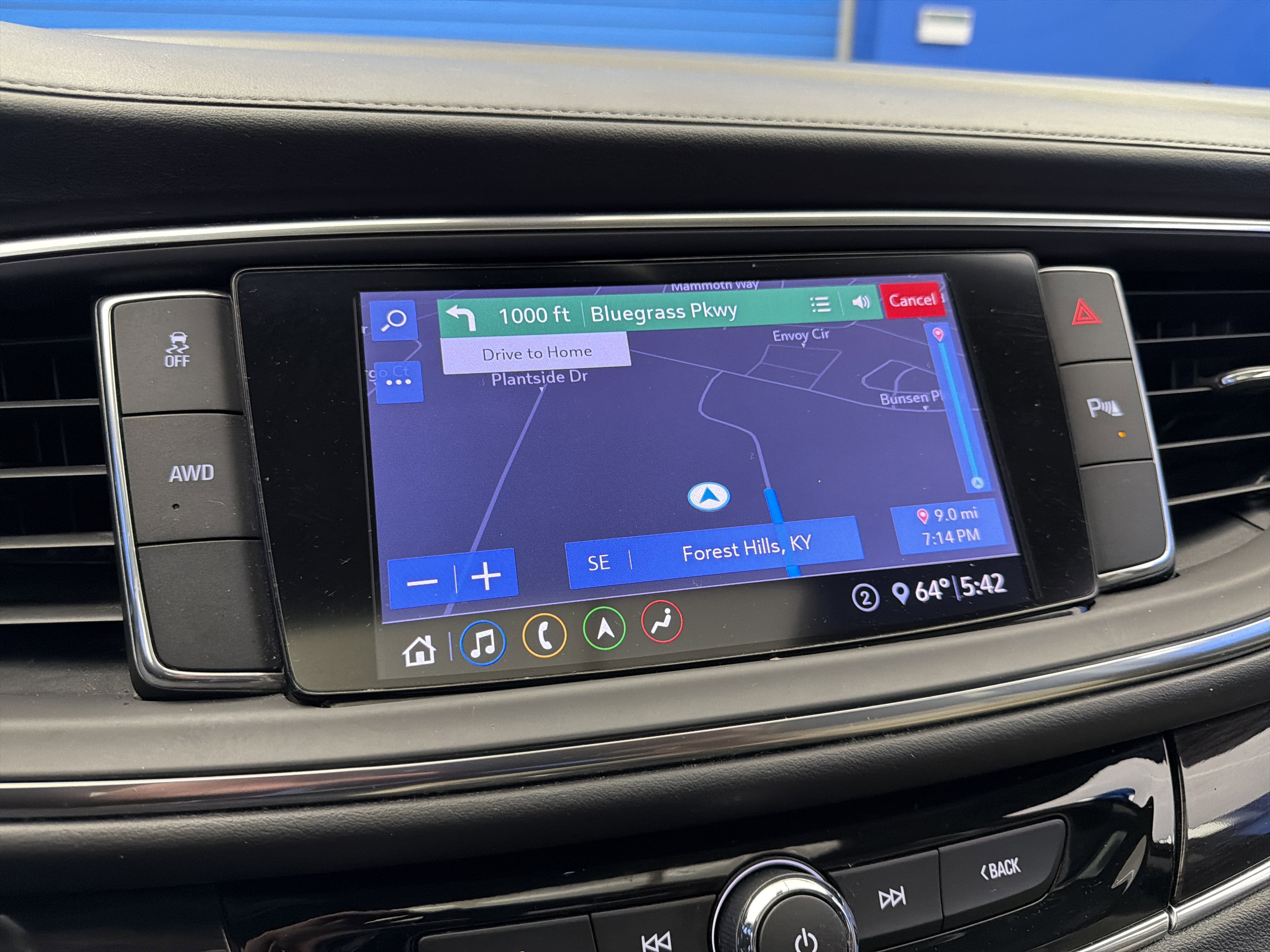 Used 2020 Buick Enclave Essence w/ Sound and Sites Package AWD/4WD image 20