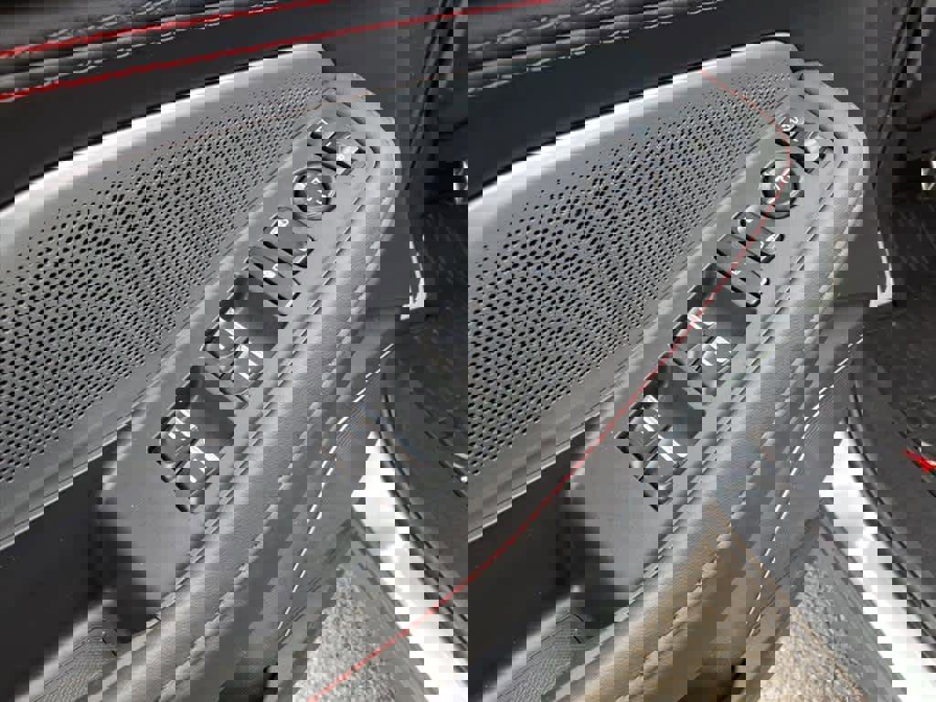 Used 2026 Acura MDX A-Spec image 25