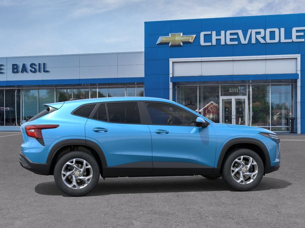 New 2026 Chevrolet Trax LS FWD image 5