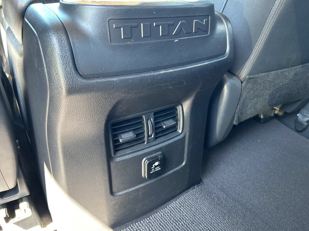 Used 2018 Nissan Titan SV w/ SV Convenience Package AWD/4WD image 38
