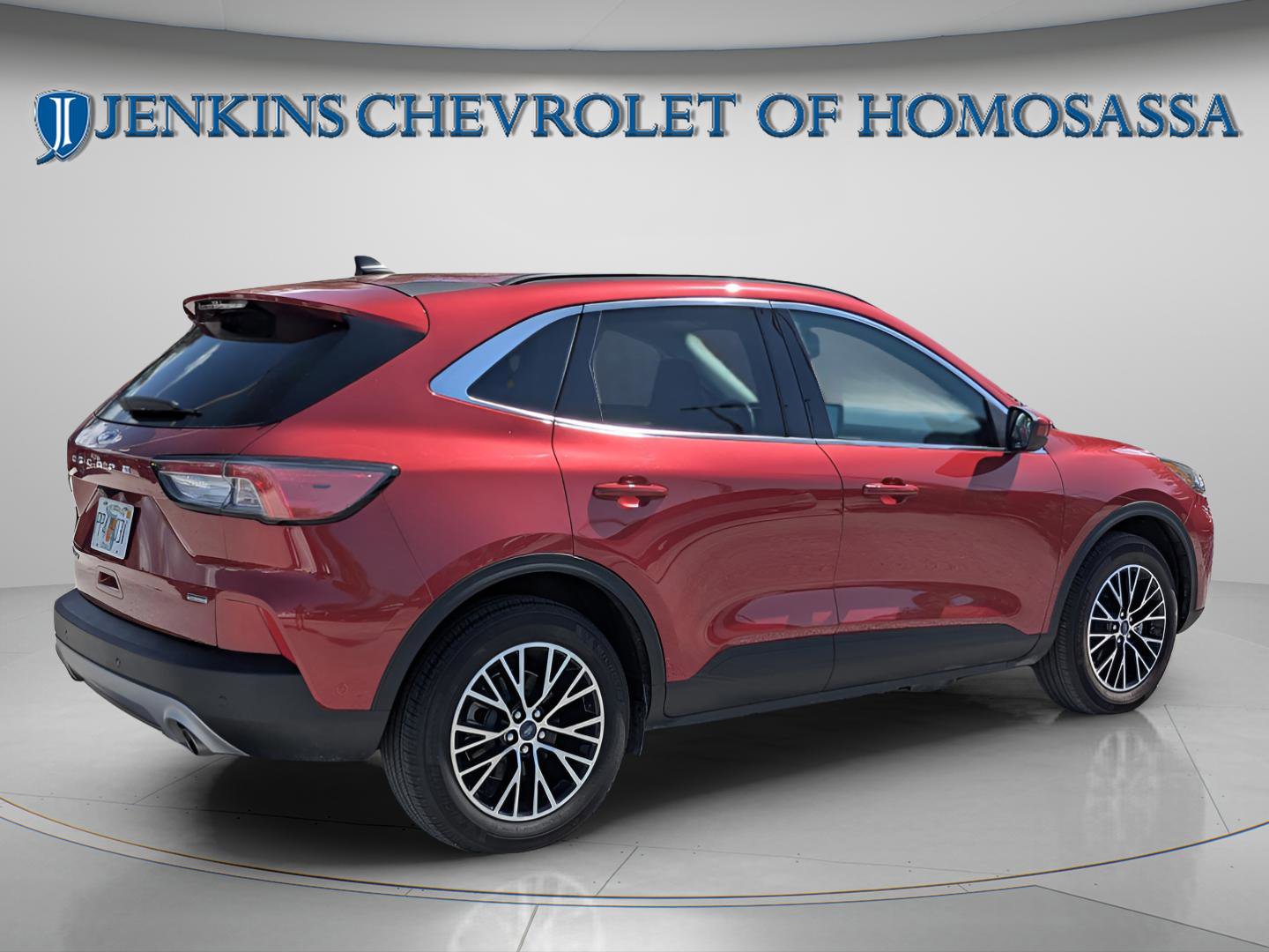 Used 2022 Ford Escape Titanium w/ Titanium Premium Package FWD image 4