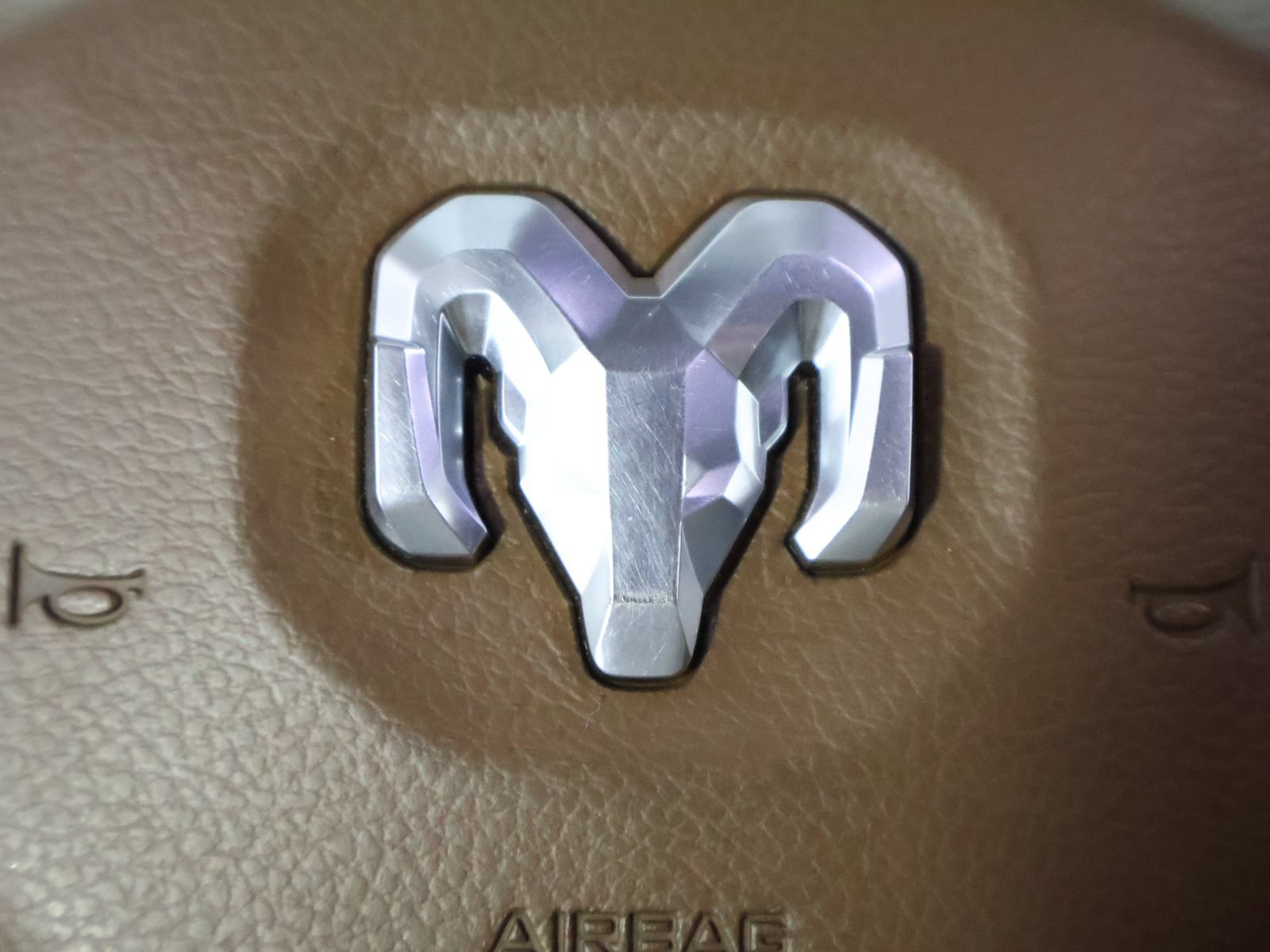 Used 2019 RAM 2500 Limited AWD/4WD image 39