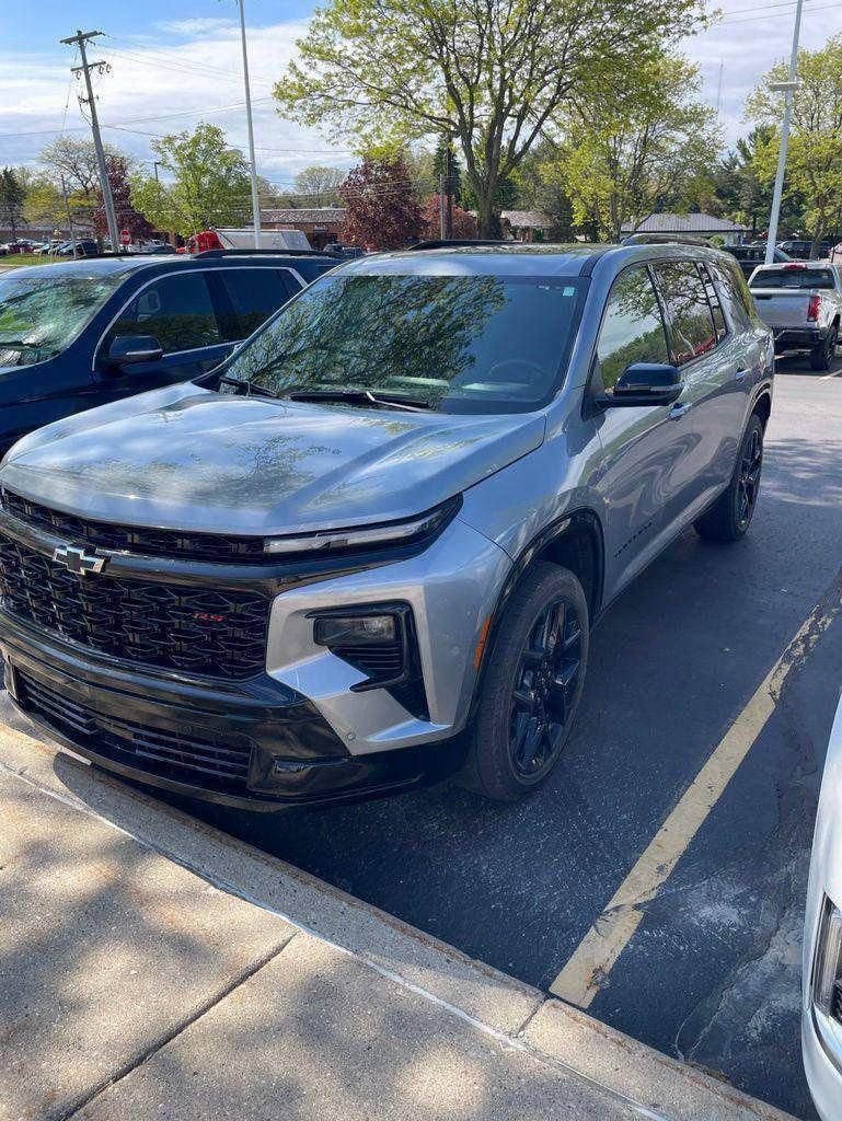 Certified 2024 Chevrolet Traverse RS AWD/4WD image 1