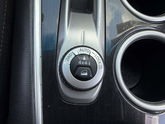 Used 2015 Nissan Pathfinder SV w/ Cargo Package FWD image 25