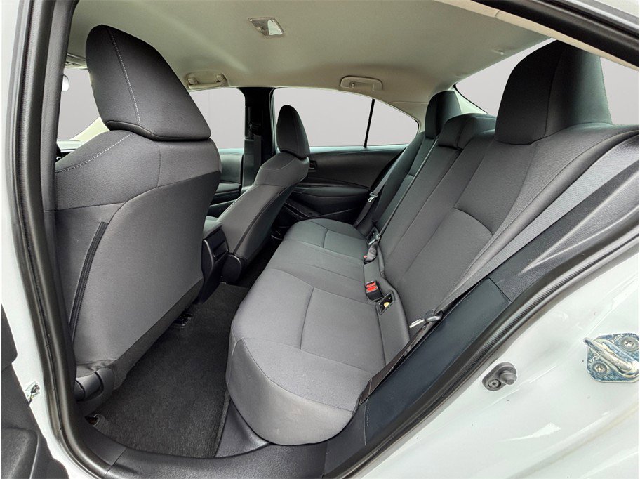 Used 2022 Toyota Corolla LE image 27