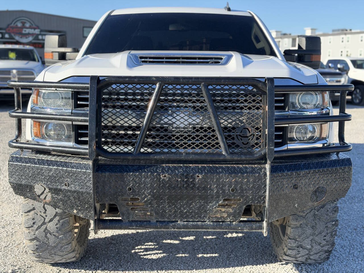 Used 2017 Chevrolet Silverado 2500 LT AWD/4WD image 4