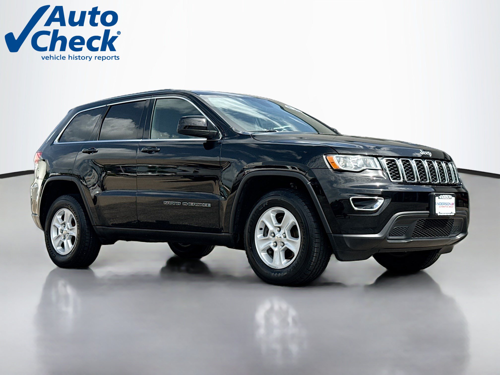 Used 2017 Jeep Grand Cherokee Laredo AWD/4WD video 1