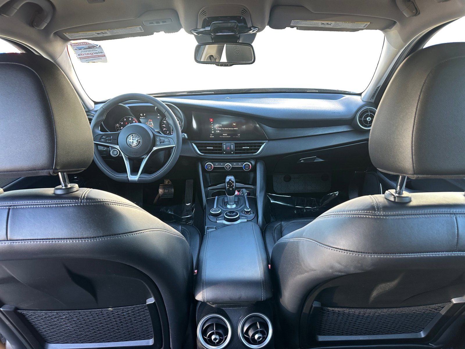 Used 2018 Alfa Romeo Giulia image 10