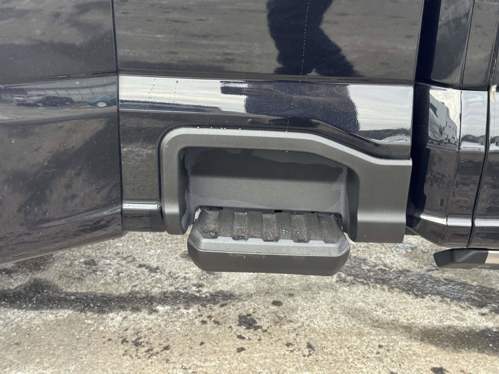 Used 2023 Ford F450 King Ranch w/ Chrome Package image 11