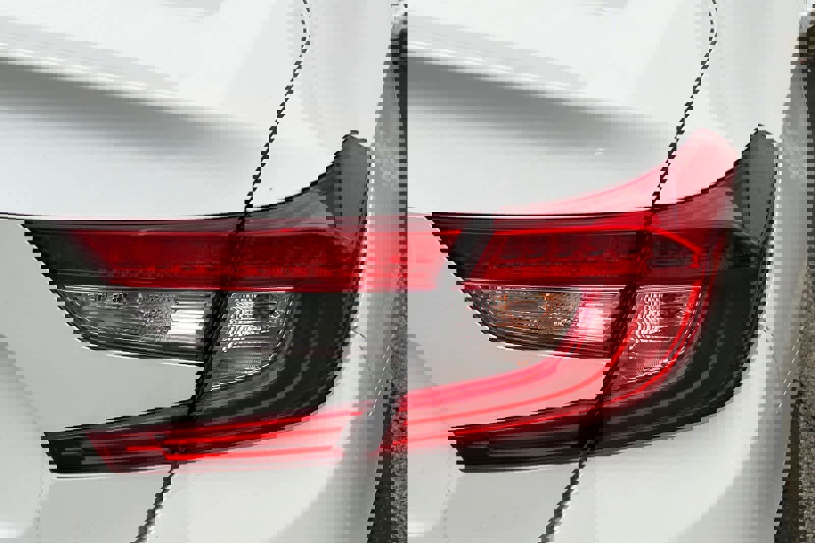 Used 2019 Honda Accord LX image 17