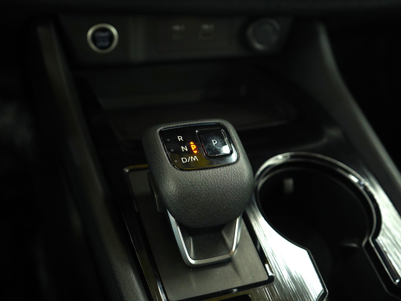 Used 2022 Nissan Rogue SV image 23