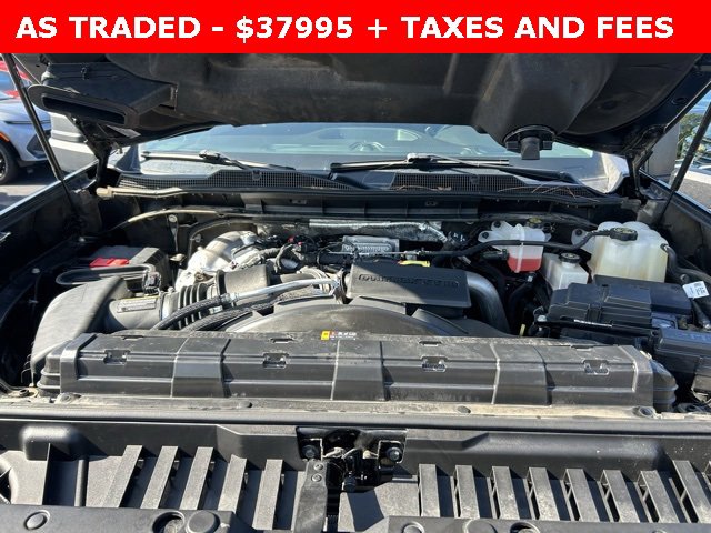 Used 2023 Chevrolet Silverado 2500 Custom w/ Custom Value Package image 11