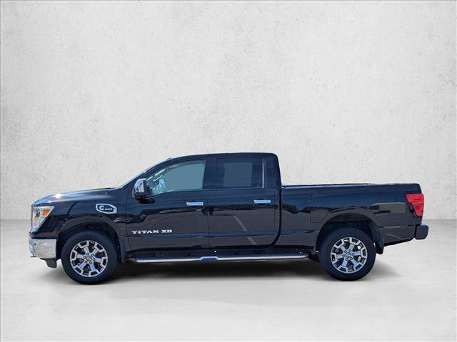 Used 2017 Nissan Titan SL w/ Chrome Package AWD/4WD image 8