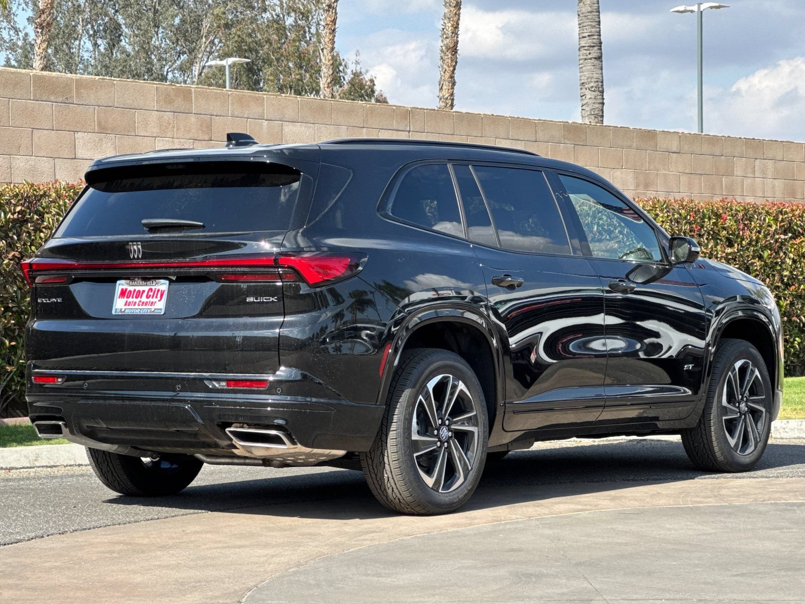 New 2026 Buick Enclave Sport Touring w/ Power Package FWD image 4
