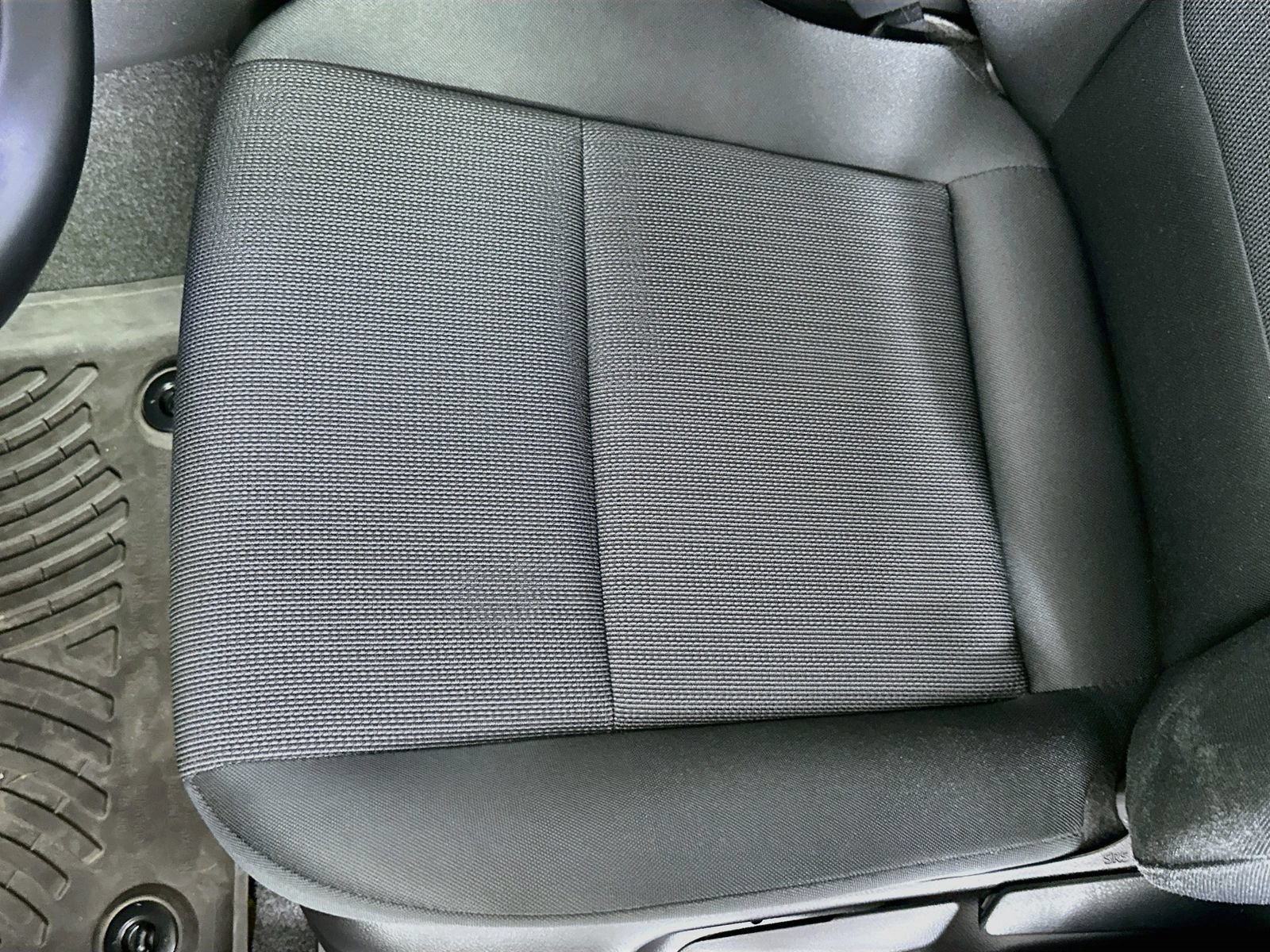 Certified 2025 Toyota Prius LE AWD/4WD image 19