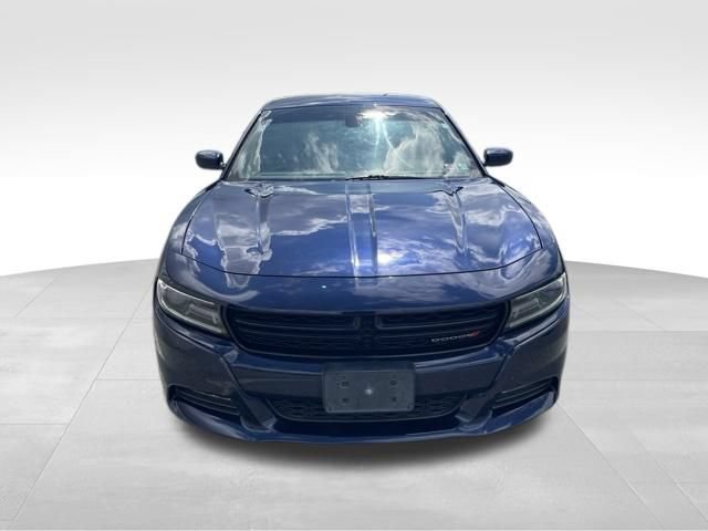 Used 2016 Dodge Charger SXT RWD image 3