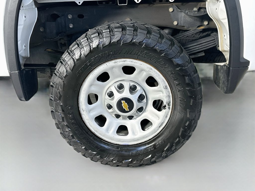 Used 2024 Chevrolet Silverado 3500 W/T AWD/4WD image 34