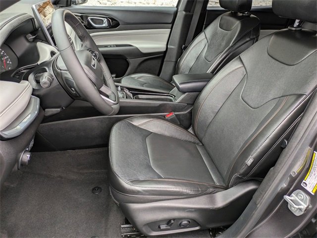 Certified 2023 Jeep Compass Limited image 11