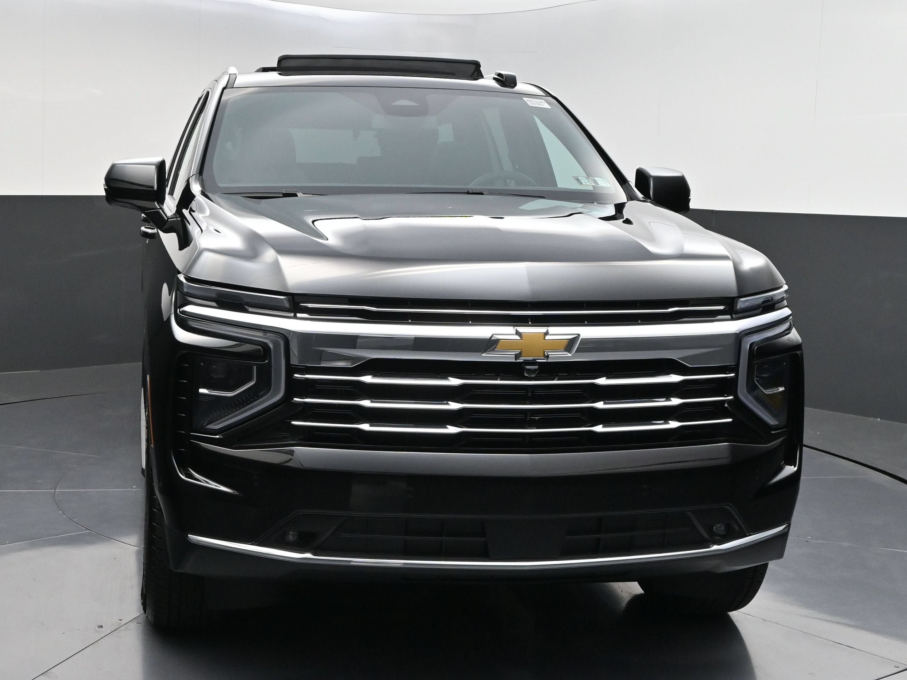 New 2026 Chevrolet Tahoe LT w/ Comfort Package AWD/4WD image 3