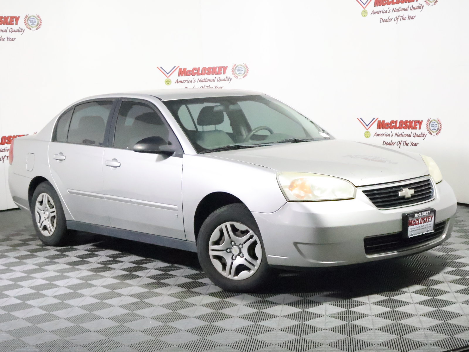 Used 2007 Chevrolet Malibu LS FWD image 2