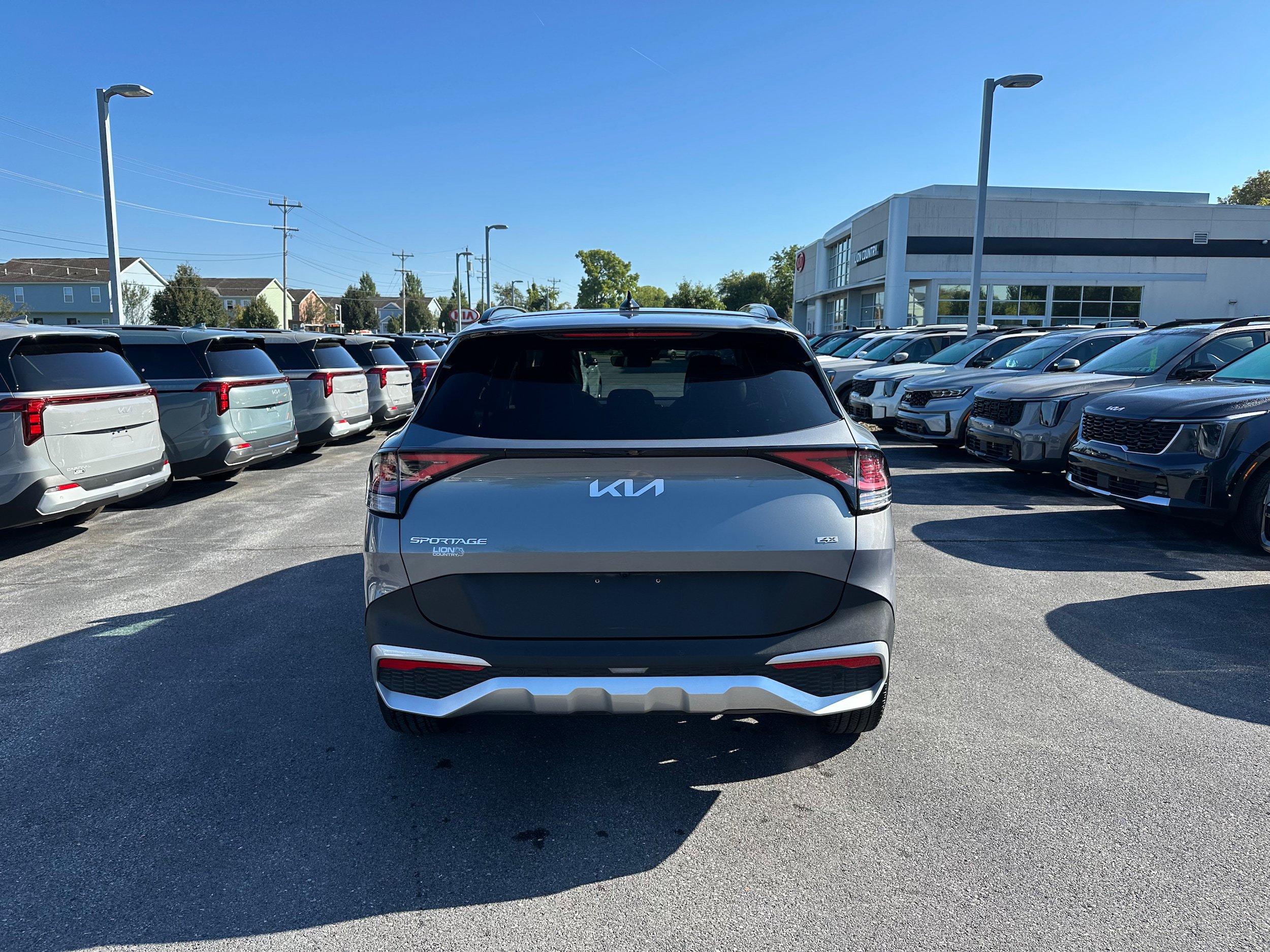 Used 2025 Kia Sportage EX w/ Premium Package AWD/4WD image 6