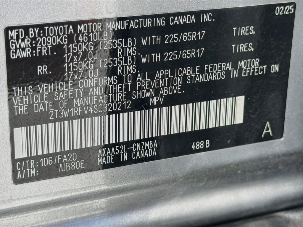 Used 2025 Toyota RAV4 XLE FWD image 37