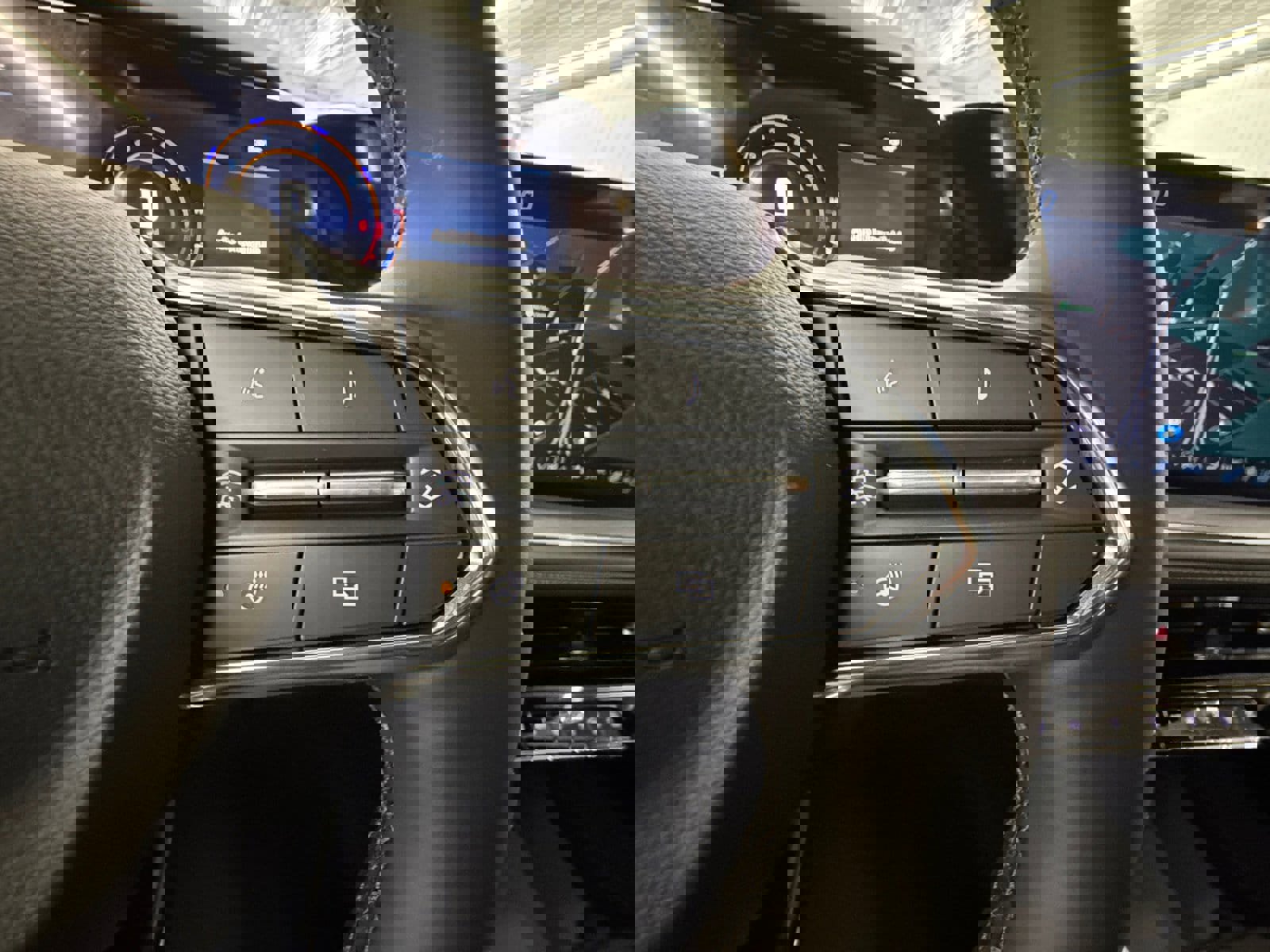 New 2026 Chevrolet Suburban Premier image 18