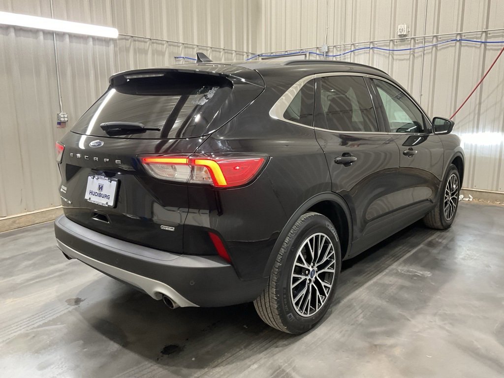 Used 2022 Ford Escape Titanium image 22