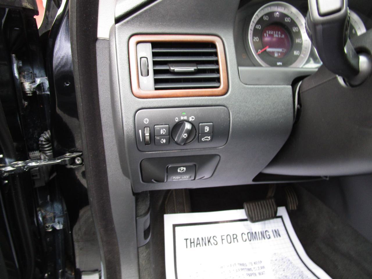 Used 2011 Volvo S80 3.2 w/ Climate Pkg image 20