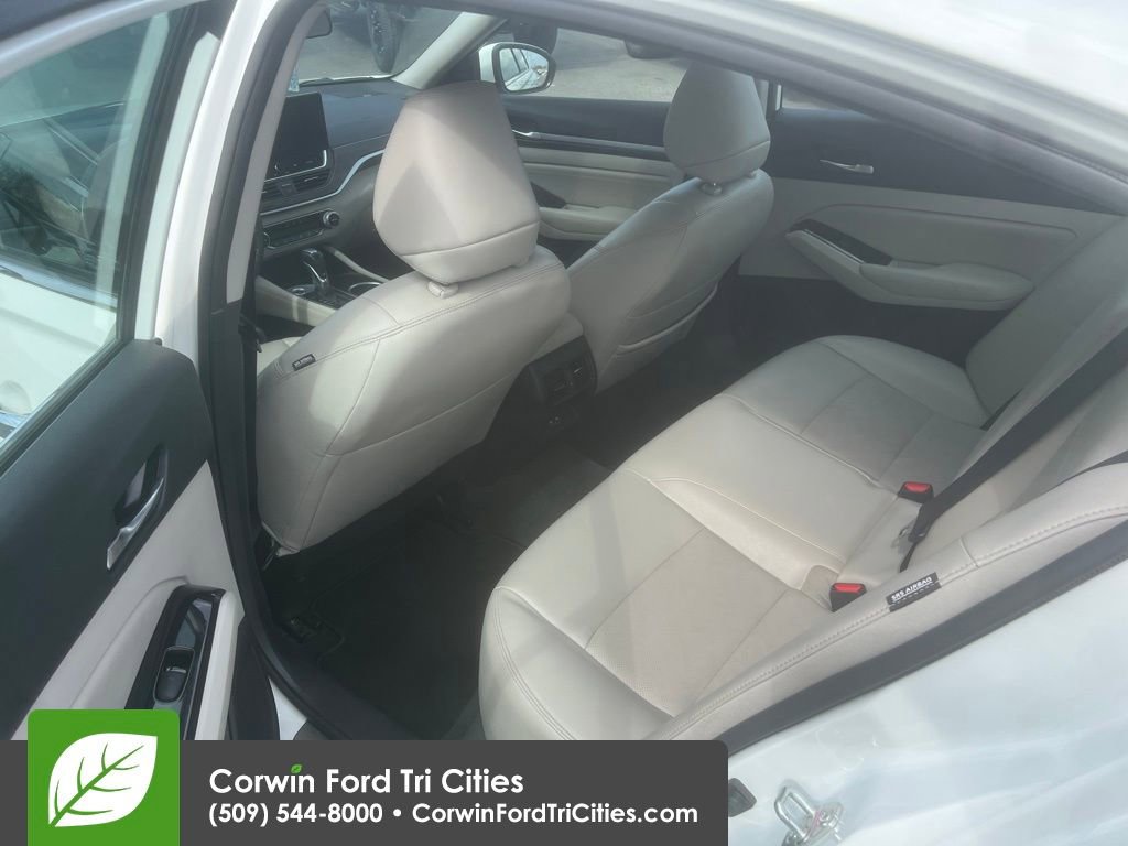 Used 2023 Nissan Altima 2.5 SL image 7
