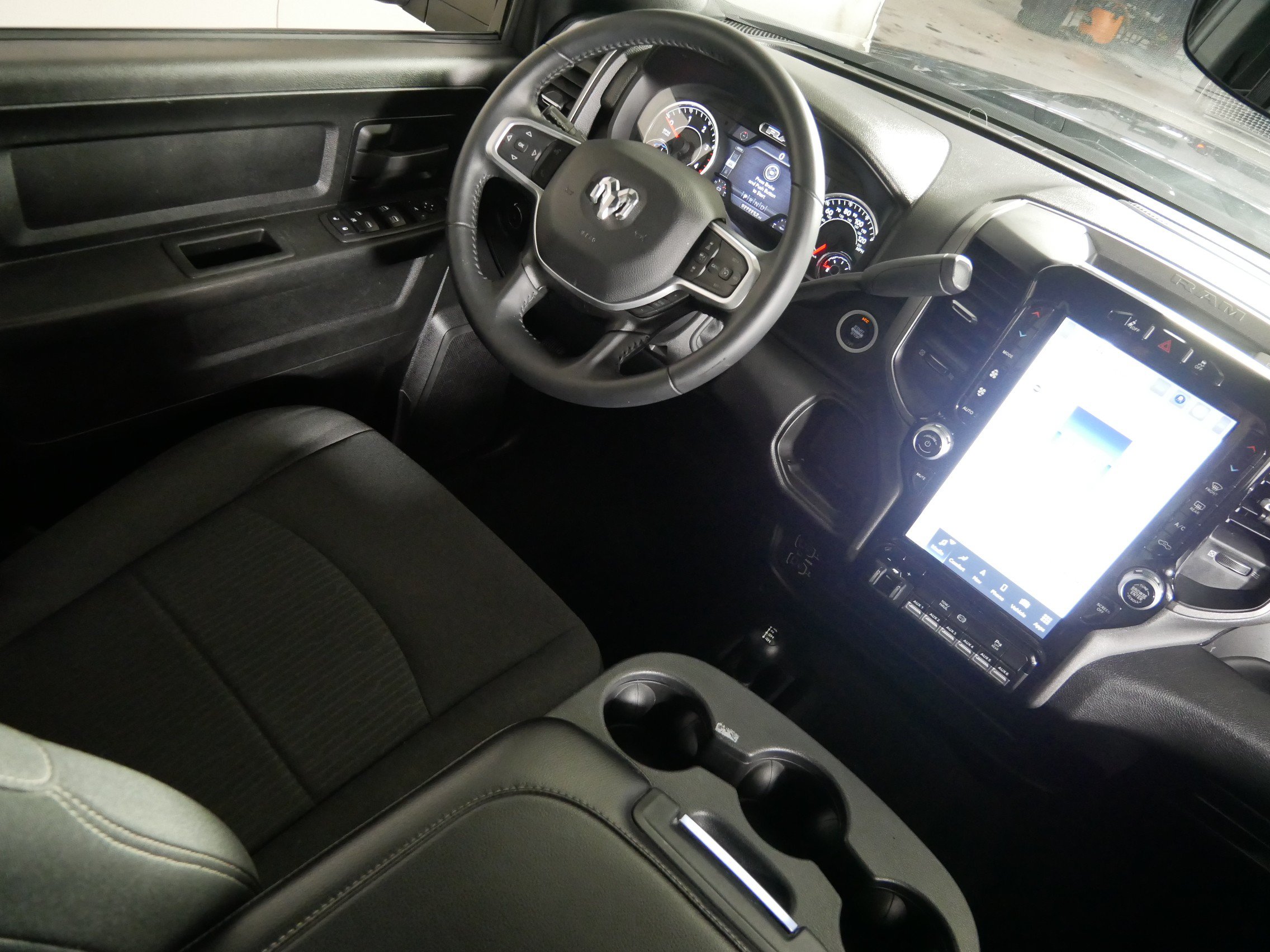 Used 2024 RAM 2500 Tradesman w/ Safety Group AWD/4WD image 9