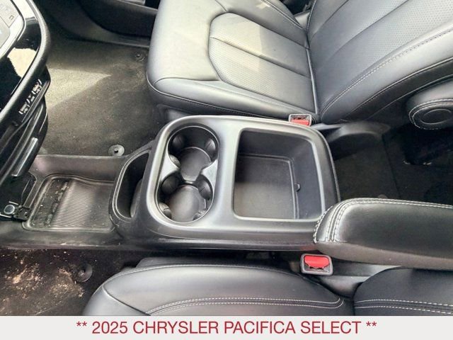 Certified 2025 Chrysler Pacifica Select image 31