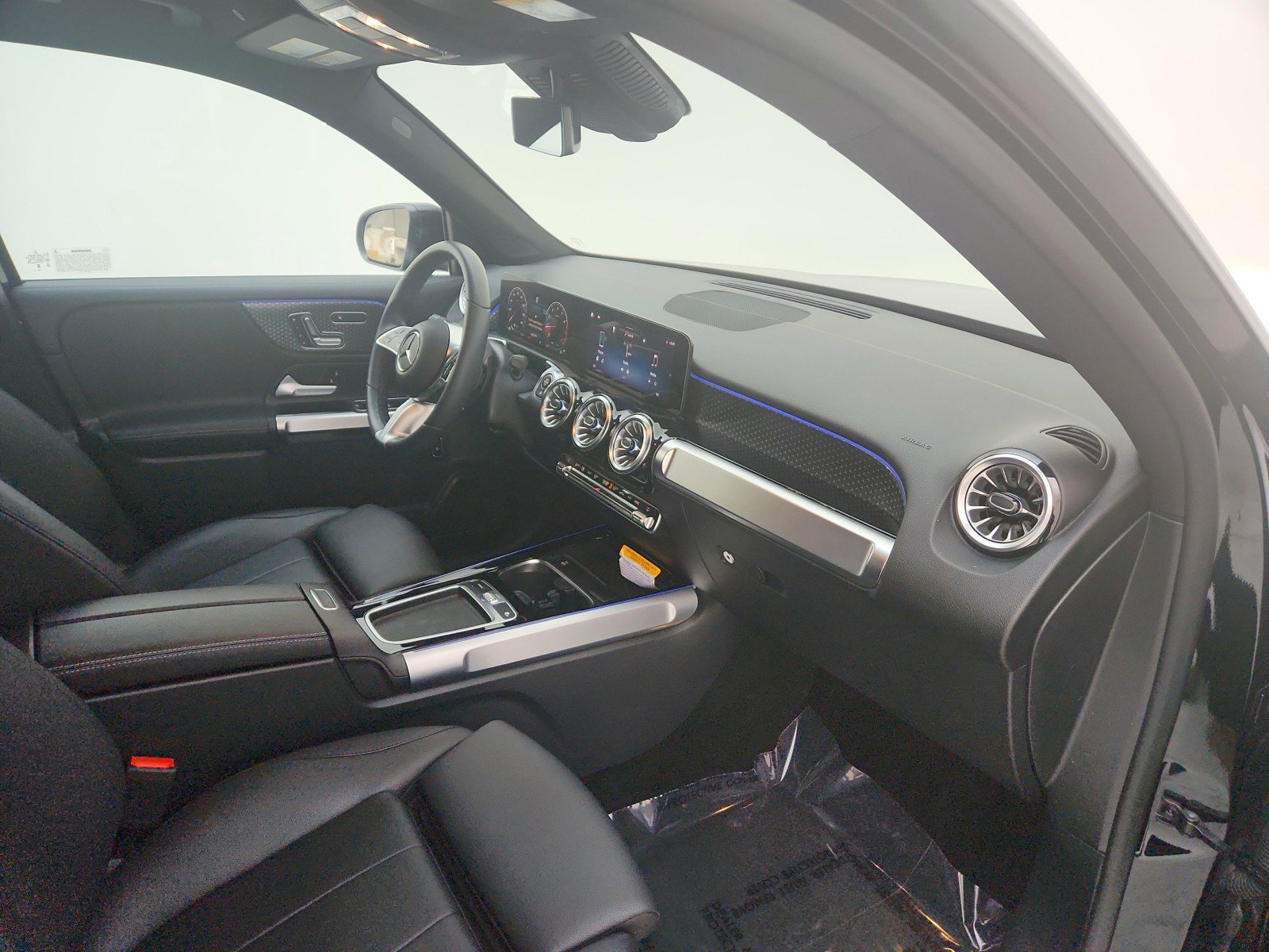 Certified 2024 Mercedes-Benz GLB 250 image 29
