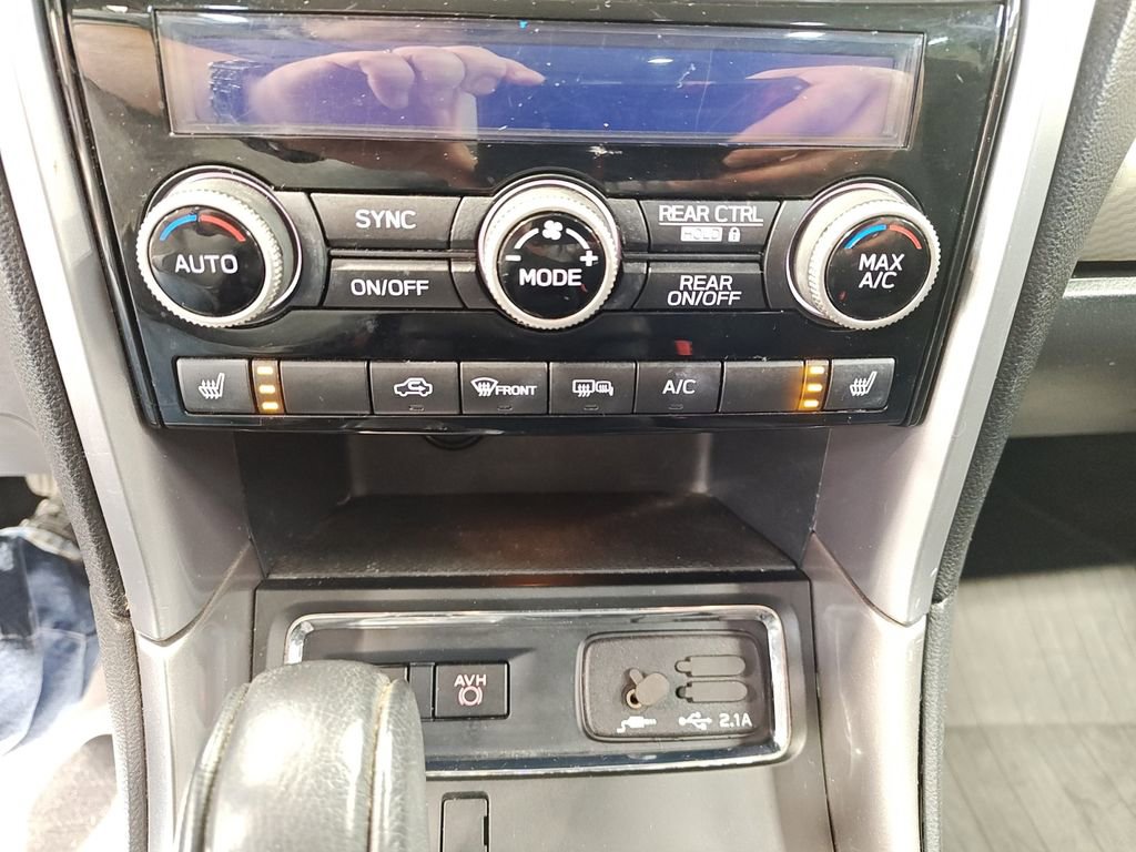 Used 2021 Subaru Ascent Premium w/ Convenience Package image 24